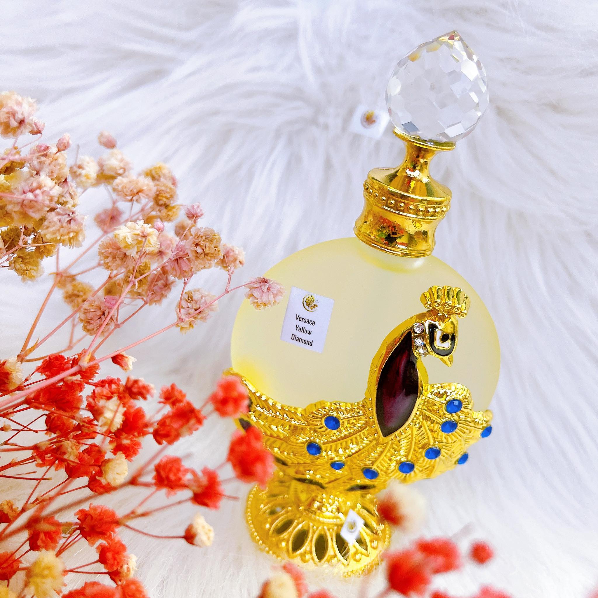 Tinh dầu nước hoa Dubai Versace Yellow Diamond quyến rũ thơm lâu Tinh dầu nước hoa Dubai Versace Yellow Diamond quyến rũ thơm lâu