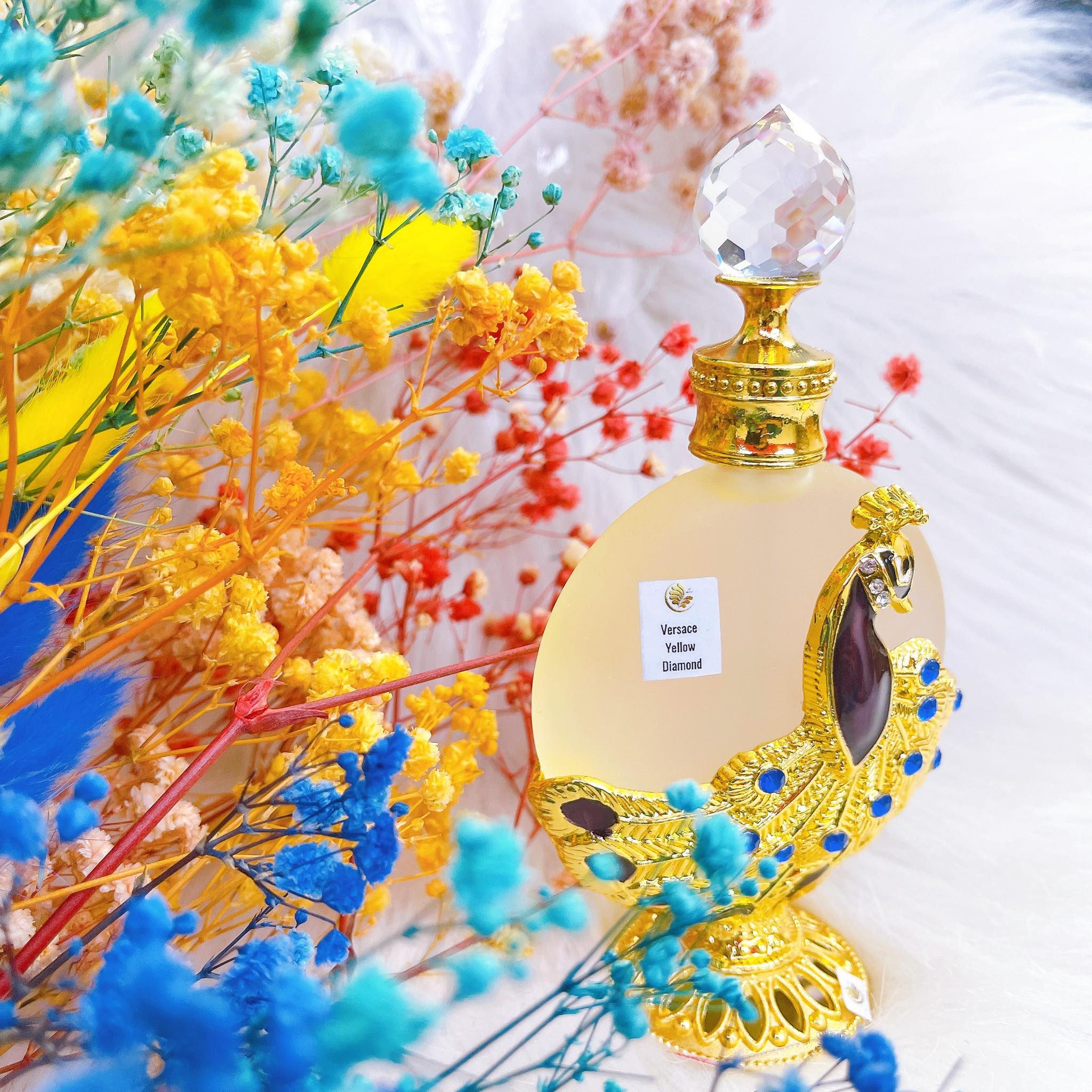 Tinh dầu nước hoa Dubai 35ml Versace Yellow Diamond Tinh dầu nước hoa Dubai 35ml Versace Yellow Diamond
